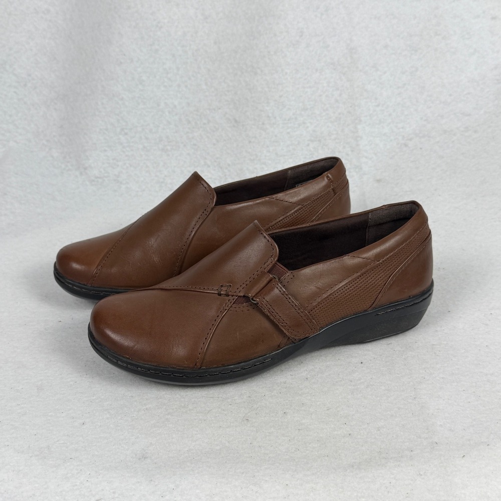 Clarks Evianna Ease Loafers Womens 7W Leather Cushion Soft Slip On Brown